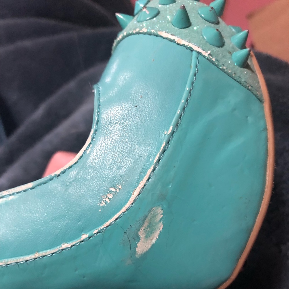 Mint Spiked Pumps - Picture 3 of 5